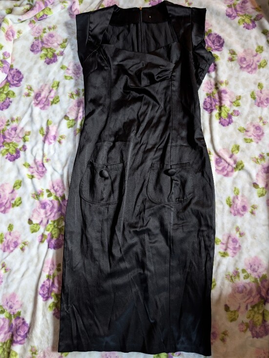 Dresses & Skirts - Classic Black Cap-Sleeve Sheath Dress